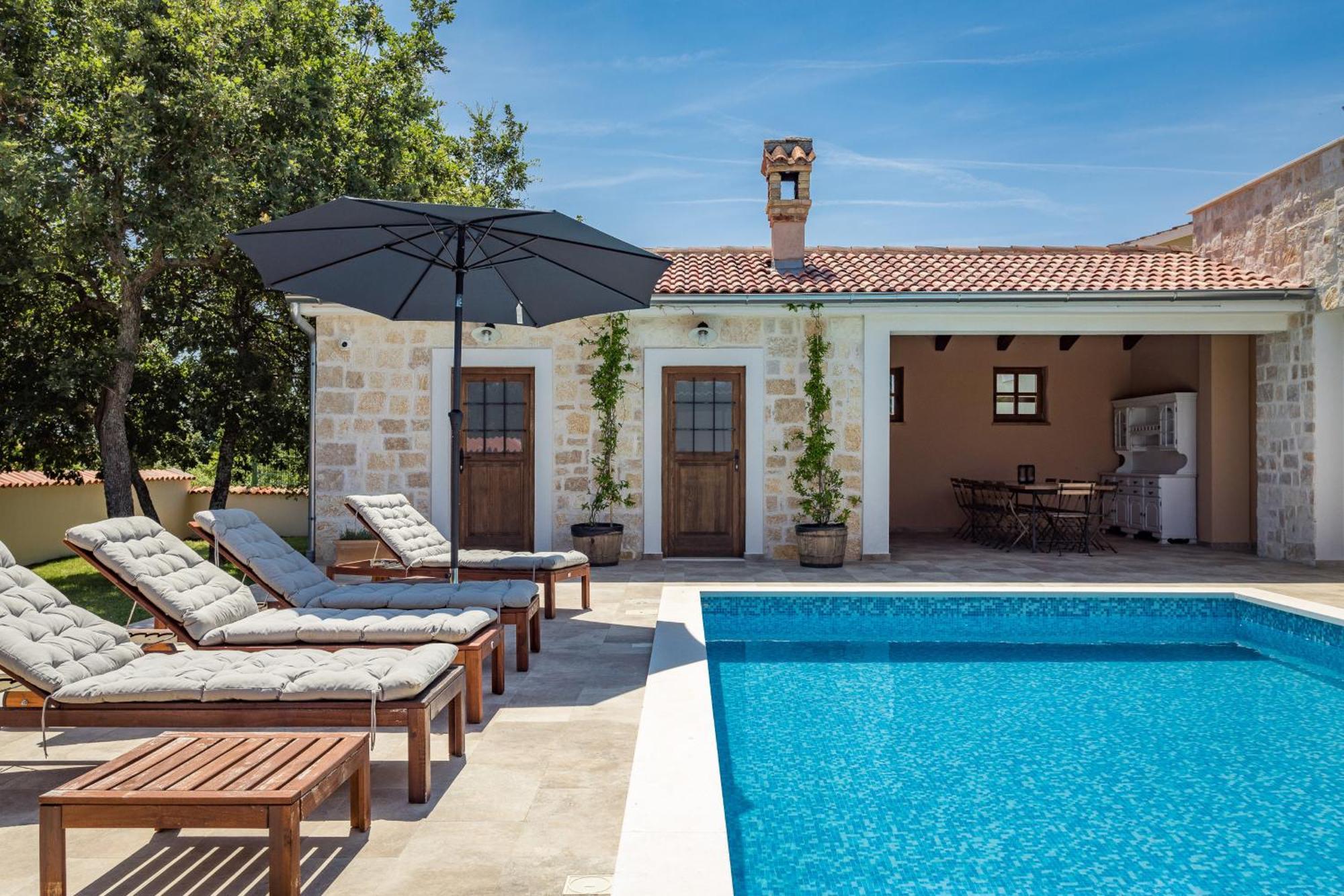 Villa Cirka for 14 persons Svetvinčenat Esterno foto